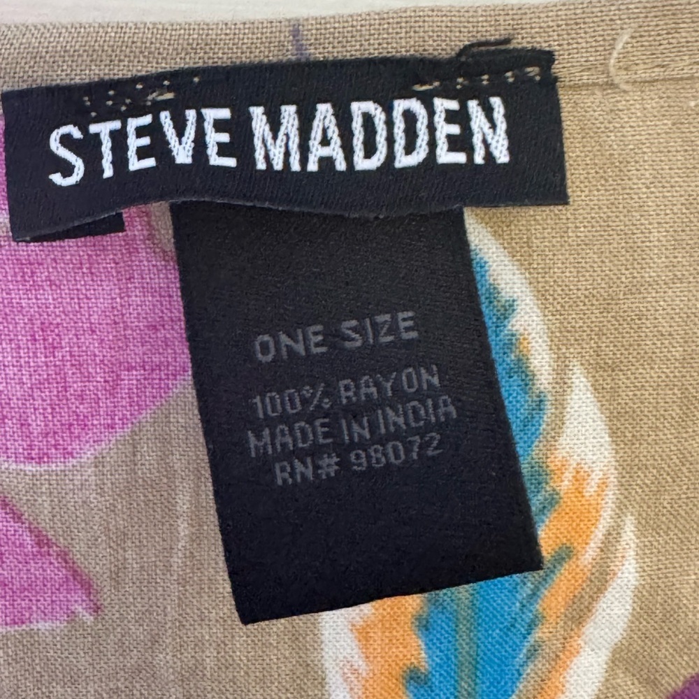 Steve Madden Floral Kimono in Tan and Pink - Picture 2 of 8